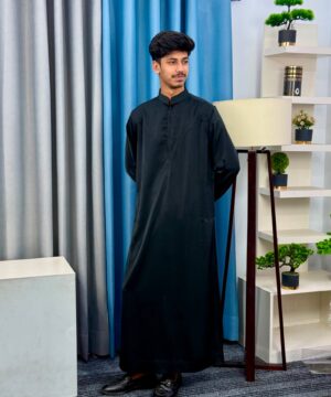 Alternative view of Classic Indonesian Thobe – Black (NIT-6)